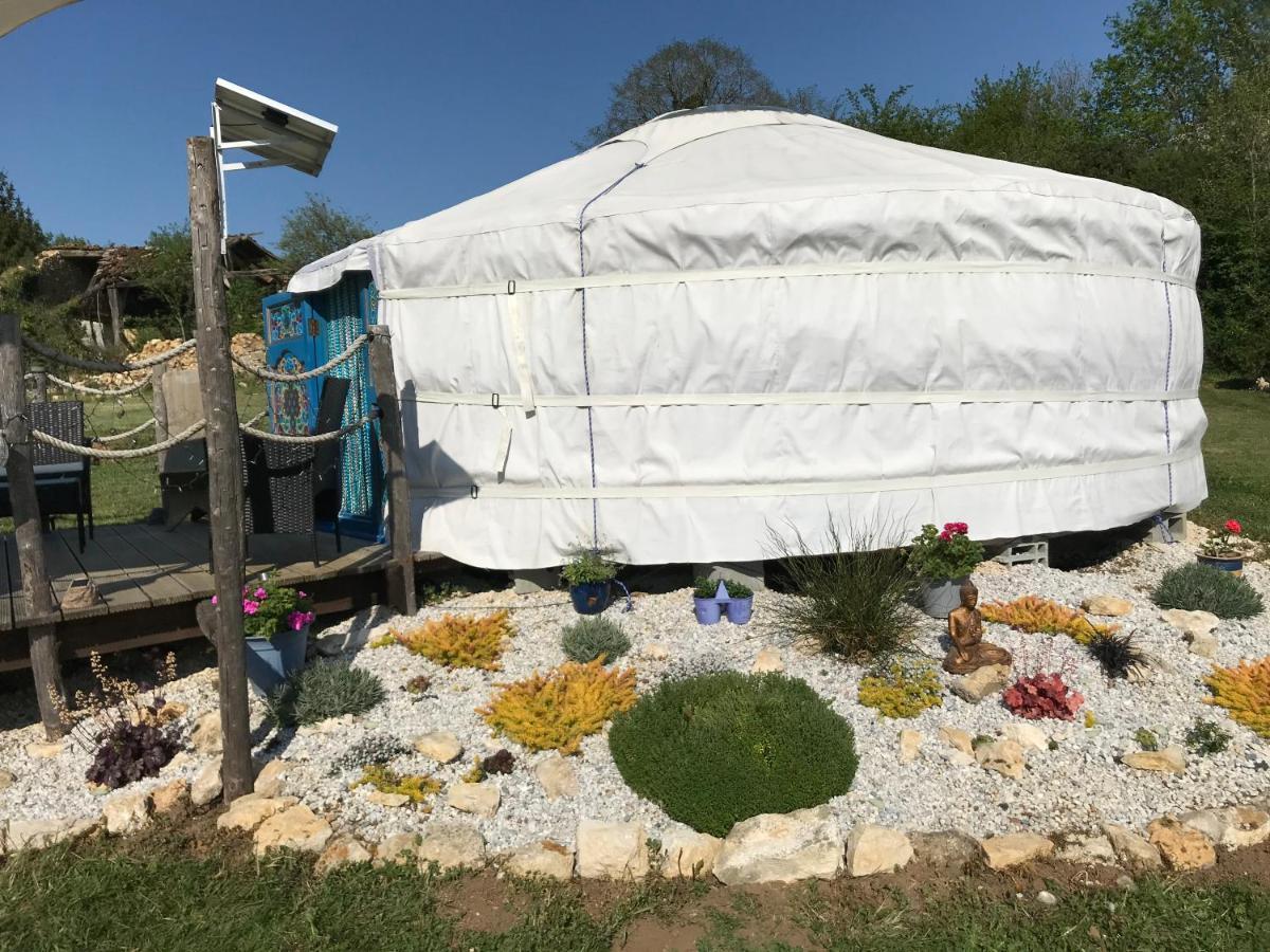 Hotel French Fields Luxury Glamping Le-Vieux-Cerier Exterior foto
