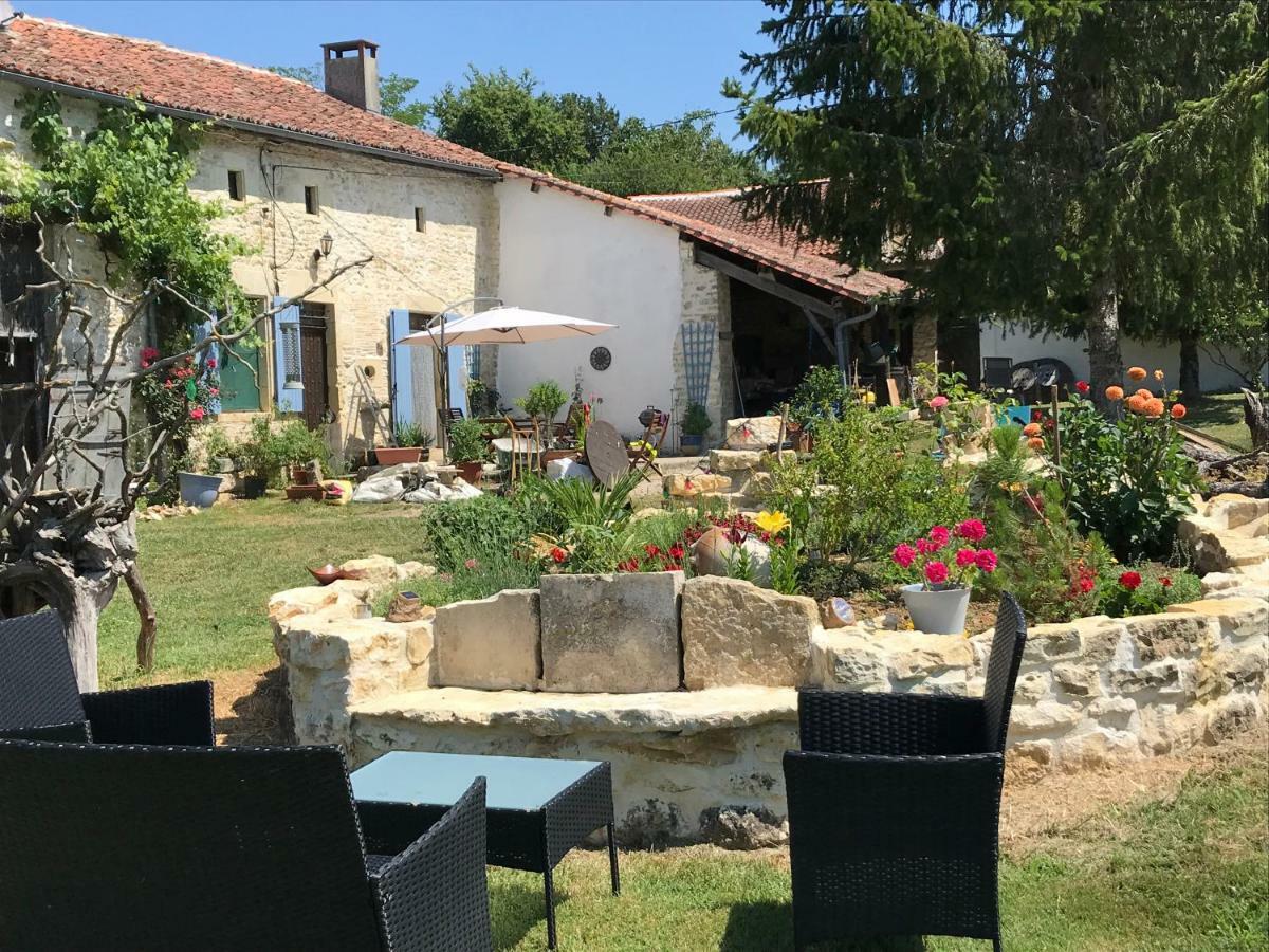 Hotel French Fields Luxury Glamping Le-Vieux-Cerier Exterior foto