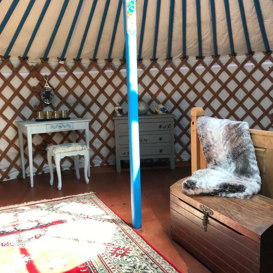 Hotel French Fields Luxury Glamping Le-Vieux-Cerier Exterior foto