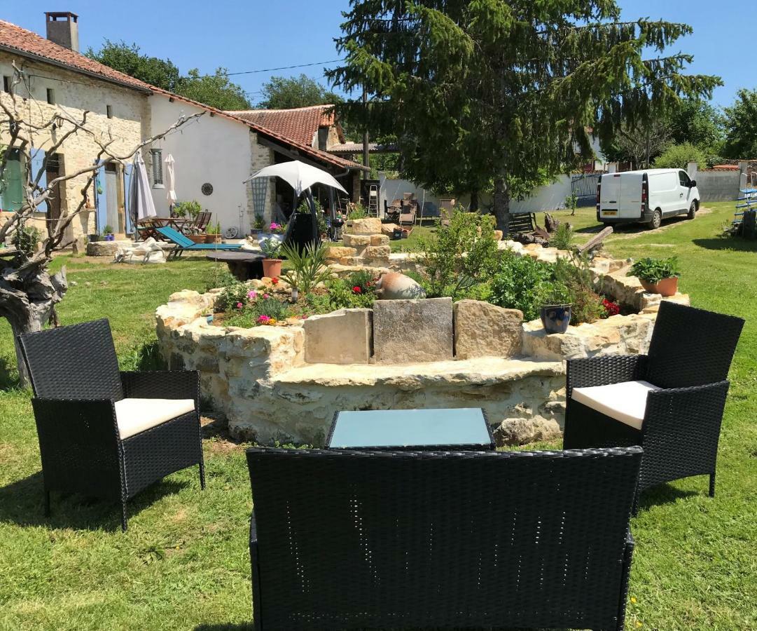 Hotel French Fields Luxury Glamping Le-Vieux-Cerier Exterior foto